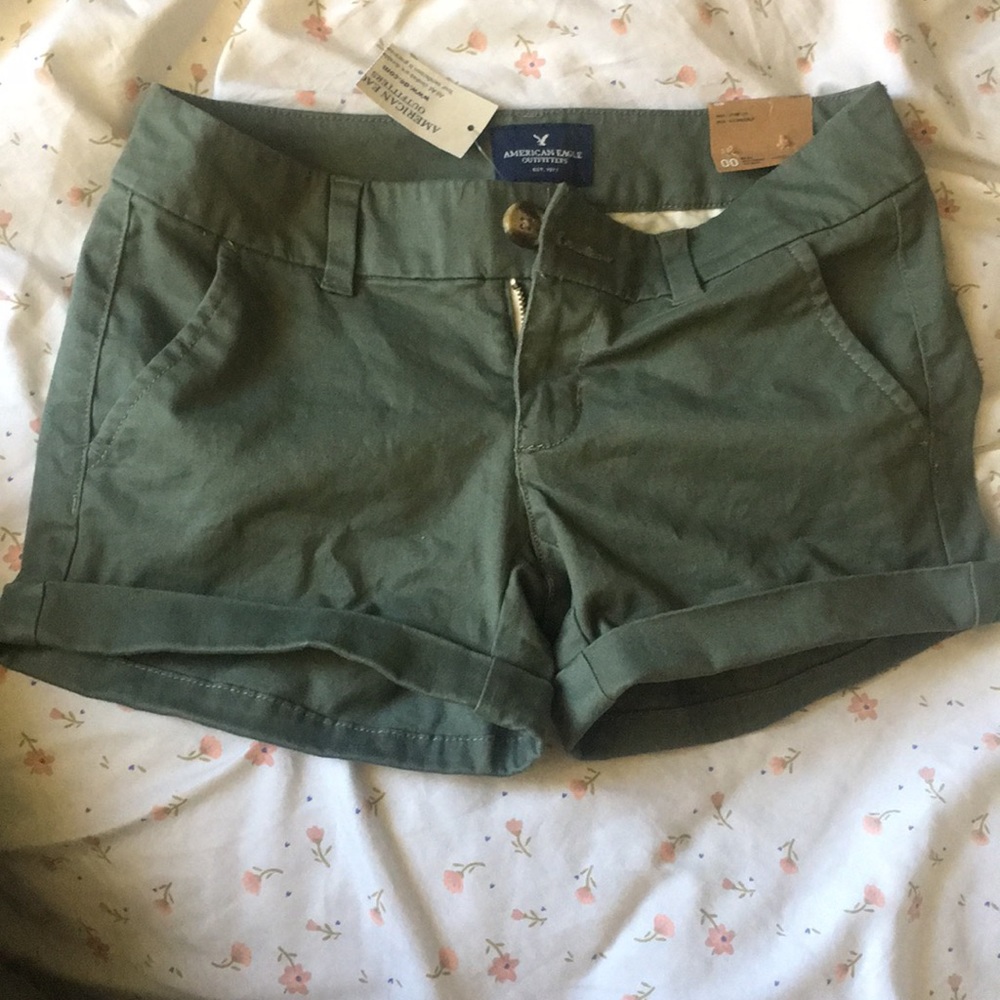 American Eagle Mid fit shorts - Picture 1 of 4